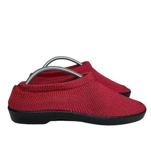 Arcopedico Mens Red Mesh Round Toe Casual Slip-On Shoes Size 10